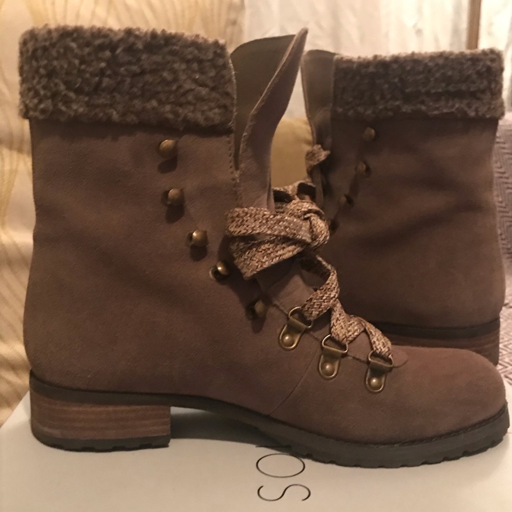 Sole Society Ada Taupe Hiking Boots SZ 7